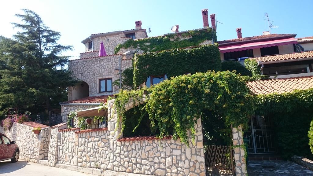 Apartmán Collins Pula